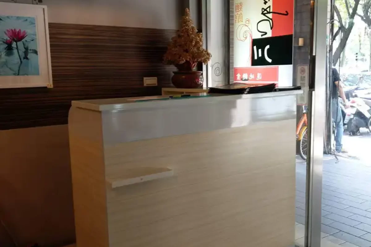 塑鋼大叔×南亞塑鋼職人店-台北塑鋼家具-台北防水家具-台北塑鋼櫃-南亞塑鋼_portfolio_大安區喜川麵館_02